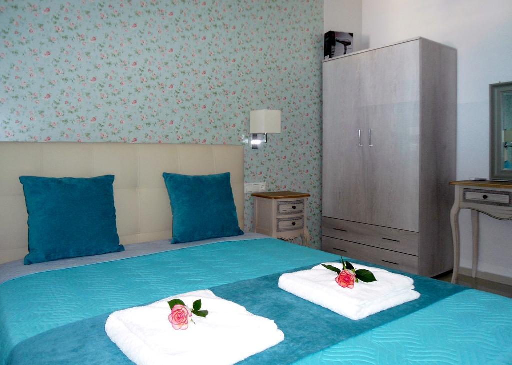 Petrakis Sunset Apartment Palaiochora Ngoại thất bức ảnh